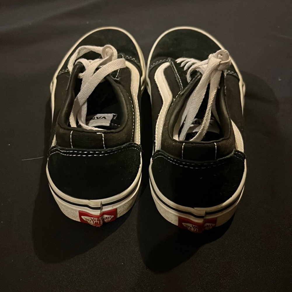 Vans Black and White